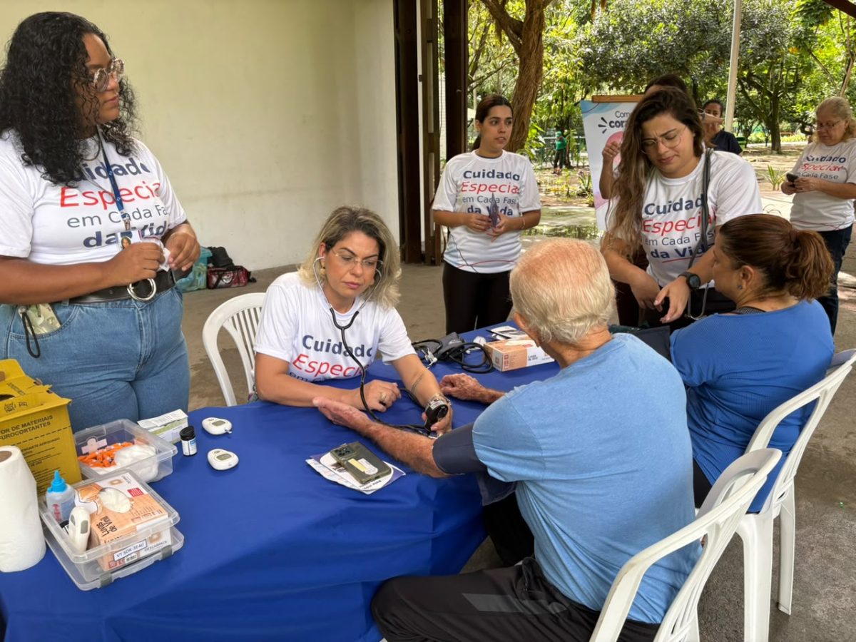 Hospital Especial promove ação de saúde no Dia do Idoso no Parque da Jaqueira